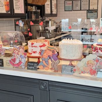 Eat Cake  - Desserts Near Me - Houston, Texas
