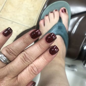 K & K Nail Spa - Pretty holiday nails! - Nail Salons Near Me - Moreno Valley, California