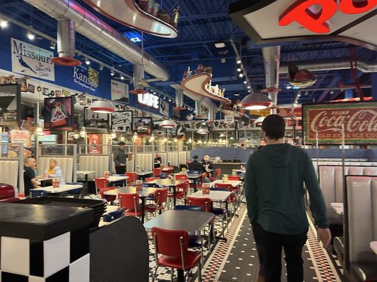 Portillo's Springfield by null