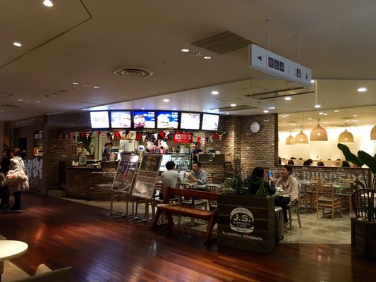 J S Burgers Cafe Lumine Ikebukuro 39 Photos Burgers 西池袋1 11 1 池袋駅 豊島区 東京都 Japan Restaurant Reviews Phone Number