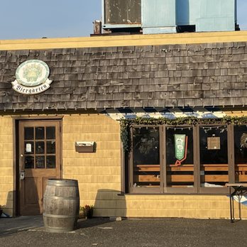 Das Biergarten - the outside of a restaurant - German Near Me - Long Beach, New York