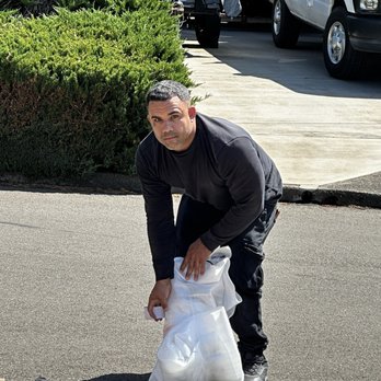 Rxo - A crook that damaged our property, became hostile over it, and then threw out a bed frame and mattress we already paid for. - Shipping Centers Near Me - Portland, Oregon Rxo - A crook that damaged our property, became hostile over it, and then threw out a bed frame and mattress we already paid for. - Shipping Centers Near Me - Portland, Oregon