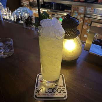 Ski Lodge - Cocktail Bars Near Me - Las Vegas, Nevada Ski Lodge - Cocktail Bars Near Me - Las Vegas, Nevada