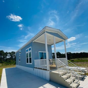 Champions Run Luxury RV Resort - Our fully-furnished cottages! - RV Parks Near Me - Ocala, Florida