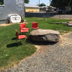 BBQ and Bake - Enter the dining area!