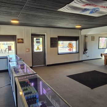 Lucky C'zzz Vapes and Cigars - Vape Shops Near Me - Marsing, Idaho Lucky C'zzz Vapes and Cigars - Vape Shops Near Me - Marsing, Idaho