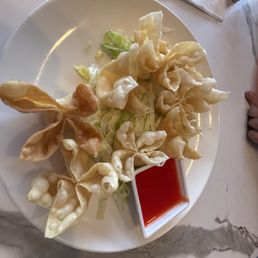 Cream cheese wontons were delicious. Cream cheese wontons were delicious.