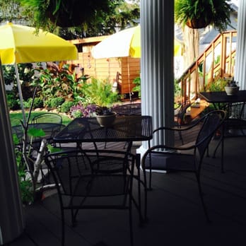 Rehoboth Guest House - Back patio - Guest Houses Near Me - Rehoboth Beach, Delaware Rehoboth Guest House - Back patio - Guest Houses Near Me - Rehoboth Beach, Delaware