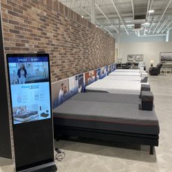 Mor Furniture For Less - Tacoma - Store interior
