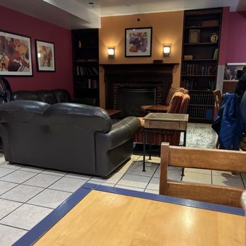 Irving's - Downstairs Sitting area - Coffee & Tea Near Me - State College, Pennsylvania