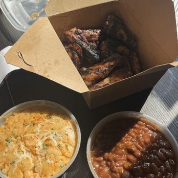 Northern Smokes - Honey Garlic Wings, Mac and Cheese and Smoked Maple Beans - Halal Near Me - Toronto, Ontario Northern Smokes - Honey Garlic Wings, Mac and Cheese and Smoked Maple Beans - Halal Near Me - Toronto, Ontario