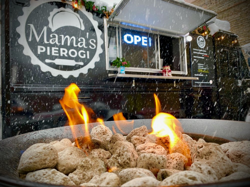 Mama's Pierogi Logo