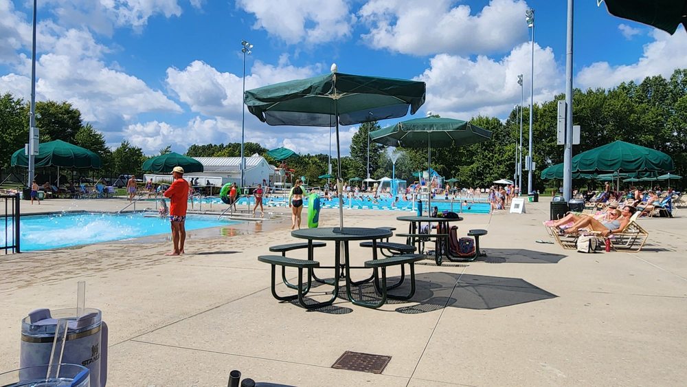 Plain Township Pool Logo