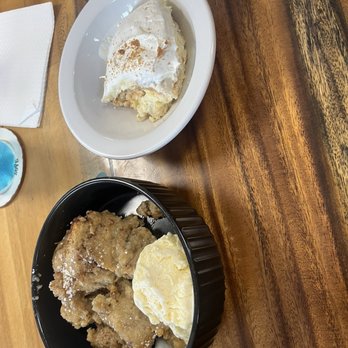 Southern Love - Banana pudding and bread pudding - Southern Near Me - Honolulu, Hawaii Southern Love - Banana pudding and bread pudding - Southern Near Me - Honolulu, Hawaii
