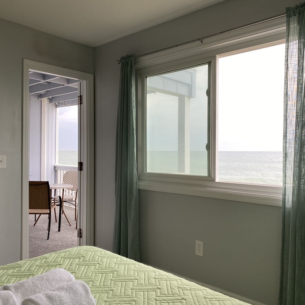 Palm Air Realty - Vacation Rentals Near Me - Carolina Beach, North Carolina