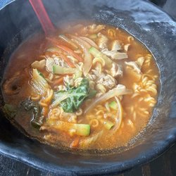 Q's Restaurant - Spicy Korean ramen