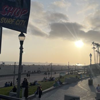 Huntington Beach - Beaches Near Me - Huntington Beach, California