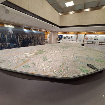 The London Centre - Education Near Me - London, XGL