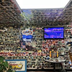 Kenny's Cafe - Interior