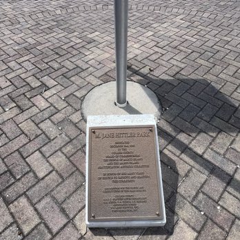 Jane Hittler Park - Parks Near Me - Marco Island, Florida