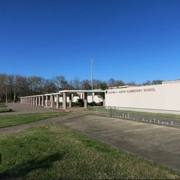 Exterior photo of Austin Elementary - Richmond, Texas Exterior photo of Austin Elementary - Richmond, Texas