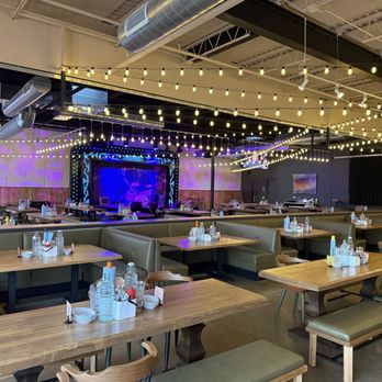 Animales Barbeque Co. - Large open restaurant area with lots of seating. Not pictured: kids play area, separate but not closed of from dining area. - Barbeque Near Me - Minneapolis, Minnesota