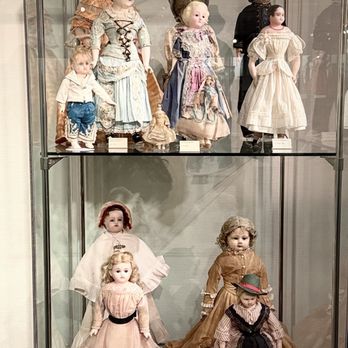 Spielzeugmuseum - Dolls - Museums Near Me - Nuremberg, BY Spielzeugmuseum - Dolls - Museums Near Me - Nuremberg, BY