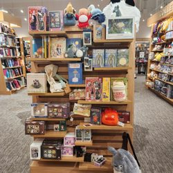 Barnes & Noble