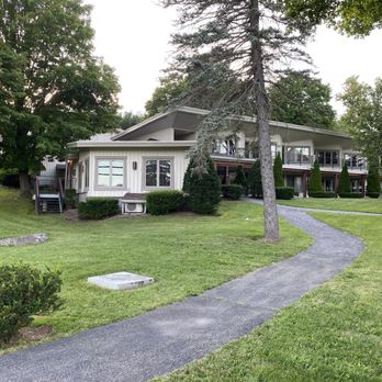 Winwood Inn & Condominiums - The condos - one and two bedrooms - Condominiums Near Me - Windham, New York Winwood Inn & Condominiums - The condos - one and two bedrooms - Condominiums Near Me - Windham, New York