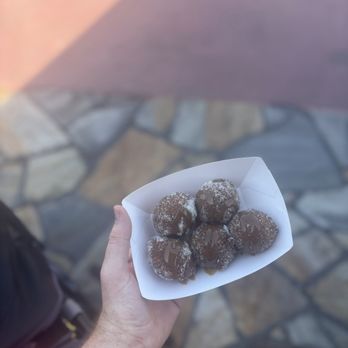 The Friar's Nook - Caramel Apple Doughnuts - Cafes Near Me - Orlando, Florida