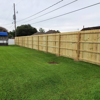 BAB GROUP - a fence in a backyard - Fences & Gates Near Me - Baton Rouge, Louisiana BAB GROUP - a fence in a backyard - Fences & Gates Near Me - Baton Rouge, Louisiana