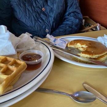 Ihop - Leftovers pancakes & waffles, terrible taste! - Breakfast & Brunch Near Me - León, GUA Ihop - Leftovers pancakes & waffles, terrible taste! - Breakfast & Brunch Near Me - León, GUA