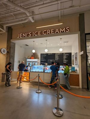Jeni's Splendid Ice Creams by null