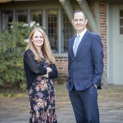 Rhett L. Bernstein, Criminal Defense & DUII Attorney - Rhett L. Bernstein, Attorney at Law in Lake Oswego defends clients facing serious criminal or DUII charges throughout Lake Os...