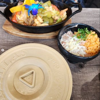 La Cocina De Mama - Combo fajitas - Mexican Near Me - Oak Lawn, Illinois