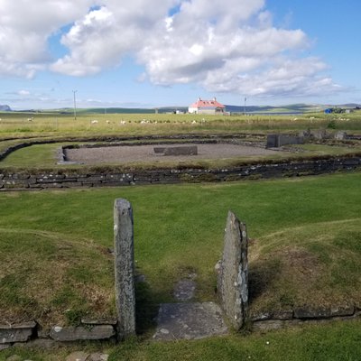 Standing Stones of Stenness by null