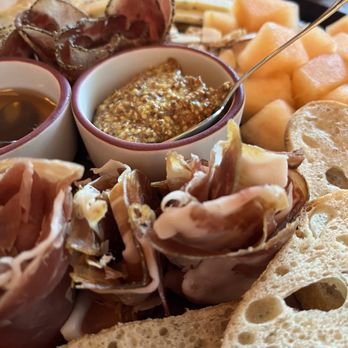 Hotel Genevieve - Charcuterie - Wine Bars Near Me - Louisville, Kentucky