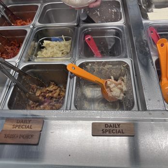 Poke Fix Hawaii - Sushi Bars Near Me - Honolulu, Hawaii