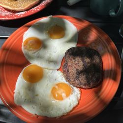 Farmhouse Cafe and Bakery - A la carte eggs and burger patty