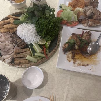Saigon Kitchen - Cánh Gà Chiên Nước Mắm, Cơm Gà Roty, Bún Đậu Mắm Tôm - Vietnamese Near Me - San Jose, California Saigon Kitchen - Cánh Gà Chiên Nước Mắm, Cơm Gà Roty, Bún Đậu Mắm Tôm - Vietnamese Near Me - San Jose, California