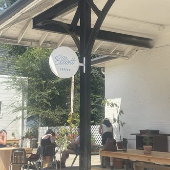 Elliott Coffee - Coffee & Tea Near Me - Dayton, Kentucky