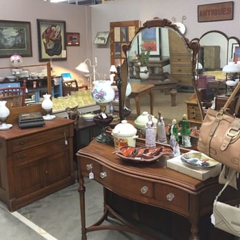 Yarbro's Antique Mall - Antiques Near Me - Jackson, Tennessee Yarbro's Antique Mall - Antiques Near Me - Jackson, Tennessee