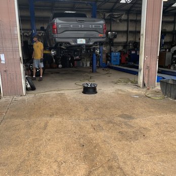 B & M Tire Center - Tires Near Me - Freeport, Florida