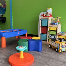 Magic Mirror Kids Salon