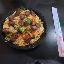 Snow's Asian Grill - Mi Xiao noodles with steak.