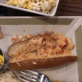 99 Restaurants - Pubs Near Me - Mashpee, Massachusetts