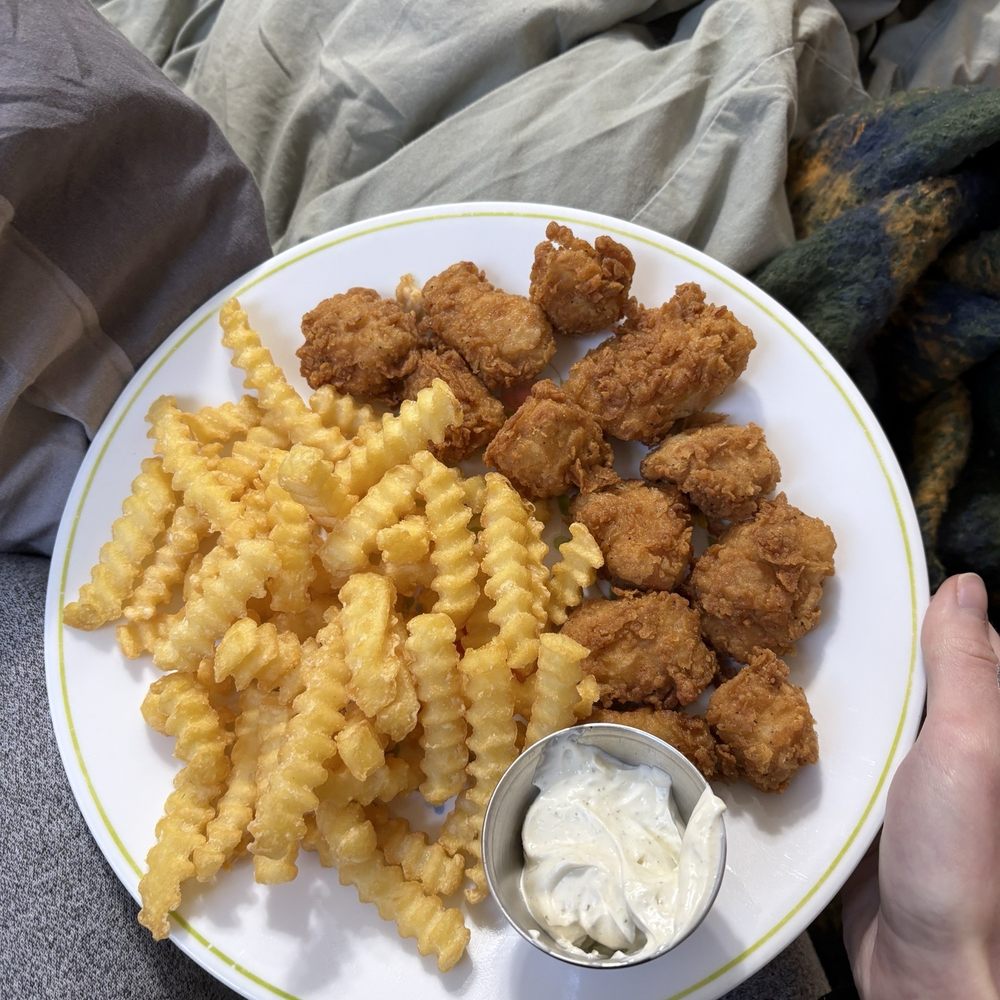 Shake Shack Kirkland - homemade ranch w fried & chicken bites / nuggets - Fast Food Near Me - Kirkland, Washington Shake Shack Kirkland - homemade ranch w fried & chicken bites / nuggets - Fast Food Near Me - Kirkland, Washington