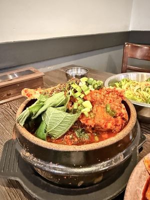 LA 장충 평안도 족발집 (올림픽점) LA Jangchung Jokbal by null
