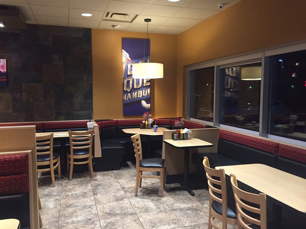 Dairy Queen Grill & Chill Logo