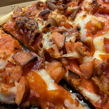 Nikki's Pizza - Pizza Near Me - Lahaina, Hawaii Nikki's Pizza - Pizza Near Me - Lahaina, Hawaii